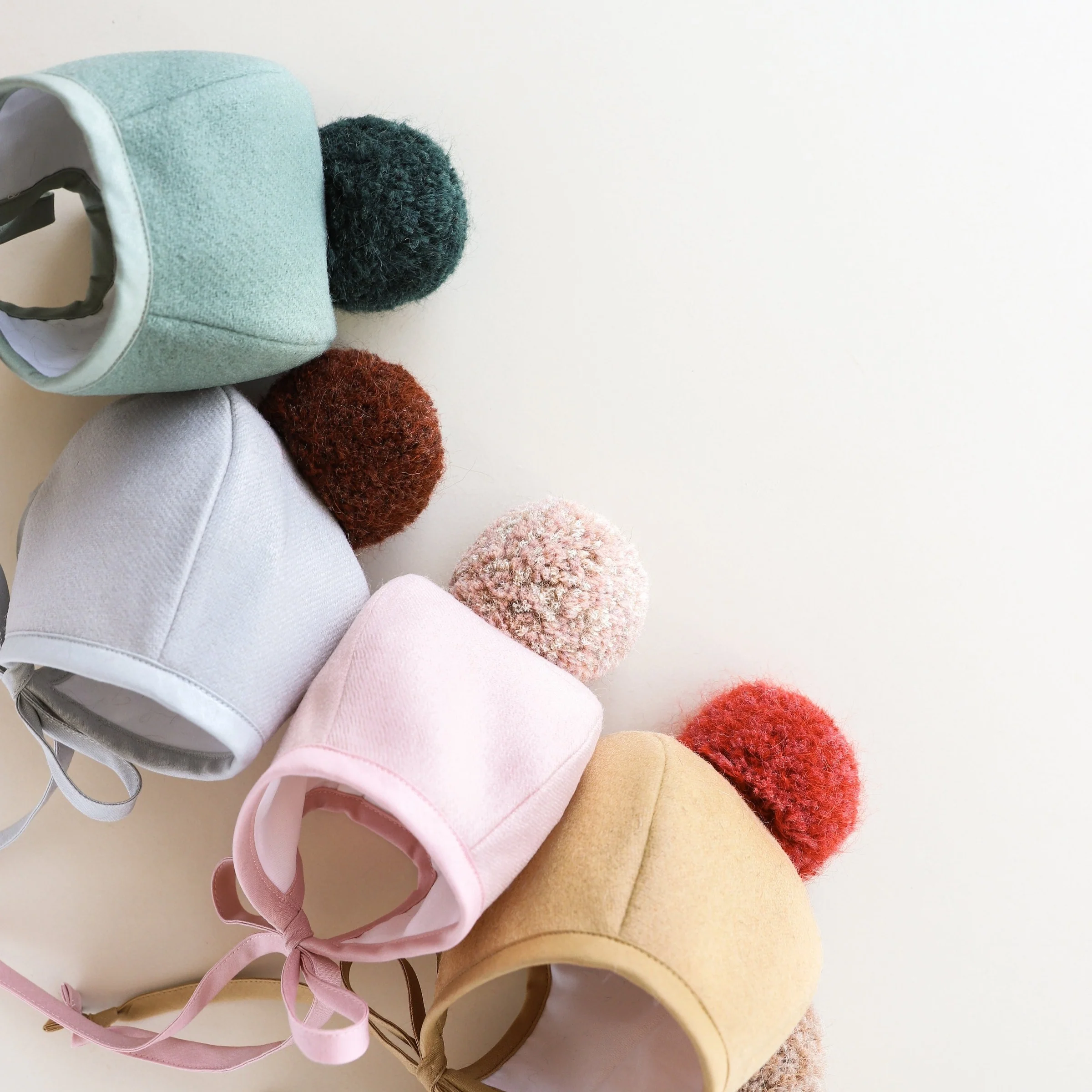 Lewis Pom Bonnet - Image 5