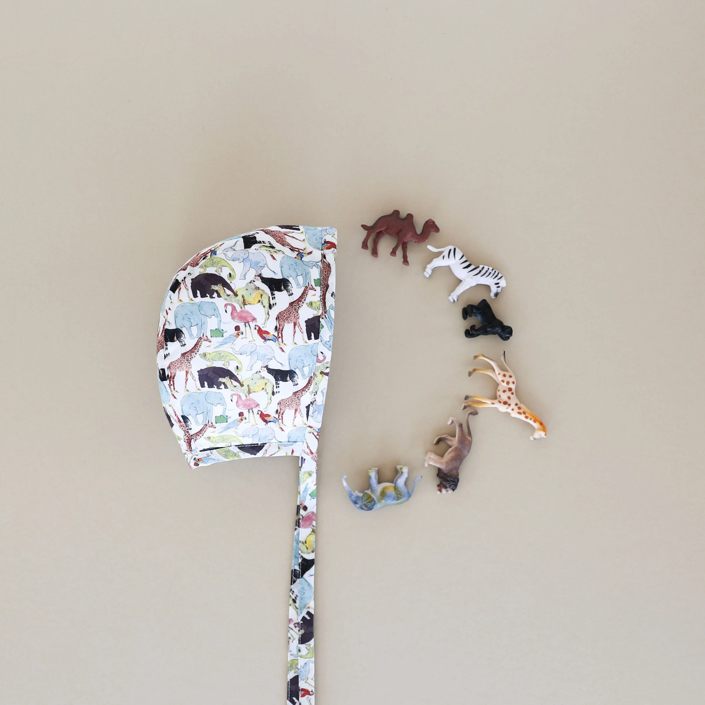 Queue for the Zoo Bonnet Cotton-Lined Made with Liberty® Fabric - Image 4